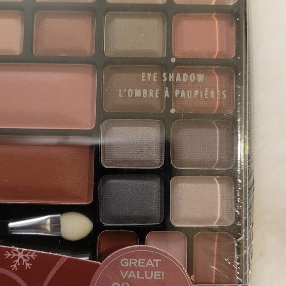 The Color Workshop Perfect Images 38+ Piece Makeup Set New - Picture 7 of 7